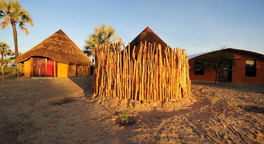 Ongula Village Homestead Lodge Ондангва Екстер'єр фото